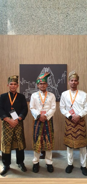 Tiga Komisioner Bawaslu Meranti,  (dari kiri) Rio Andika,  Syamsurizal dan M Hafit