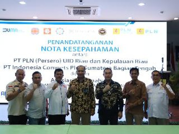 Kembangkan Layanan Kelistrikan dan Internet, PLN UIDRKR bersama PLN Iconplus SBU Sumbagteng Gandeng Asosiasi Pengembang Perumahan di Riau. humaspln)