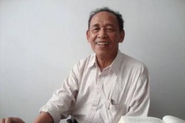 Almarhum Prof. Dr. Ichlasul Amal. (humaspwipusat)