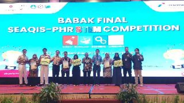 PT Pertamina Hulu Rokan (PHR) bersama mitra pelaksana SEAMEO Regional Centre for  QITEP in Science (SEAQIS) mengumumkan pemenang kompetisi bidang Sains, Teknologi, Engineering, dan Matematika (STEM), di Pekanbaru, Selasa (24/12/2024). (istimewa)